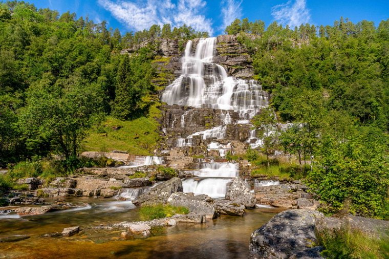 007 Tvindefossen.jpg